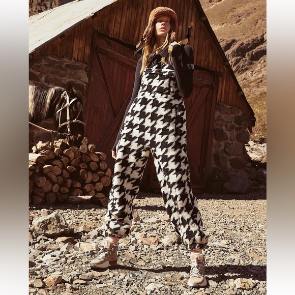 Free People FP Movement Hit The Slopes Printed Salopette Houndstooth Size XS - Picture 4 of 10